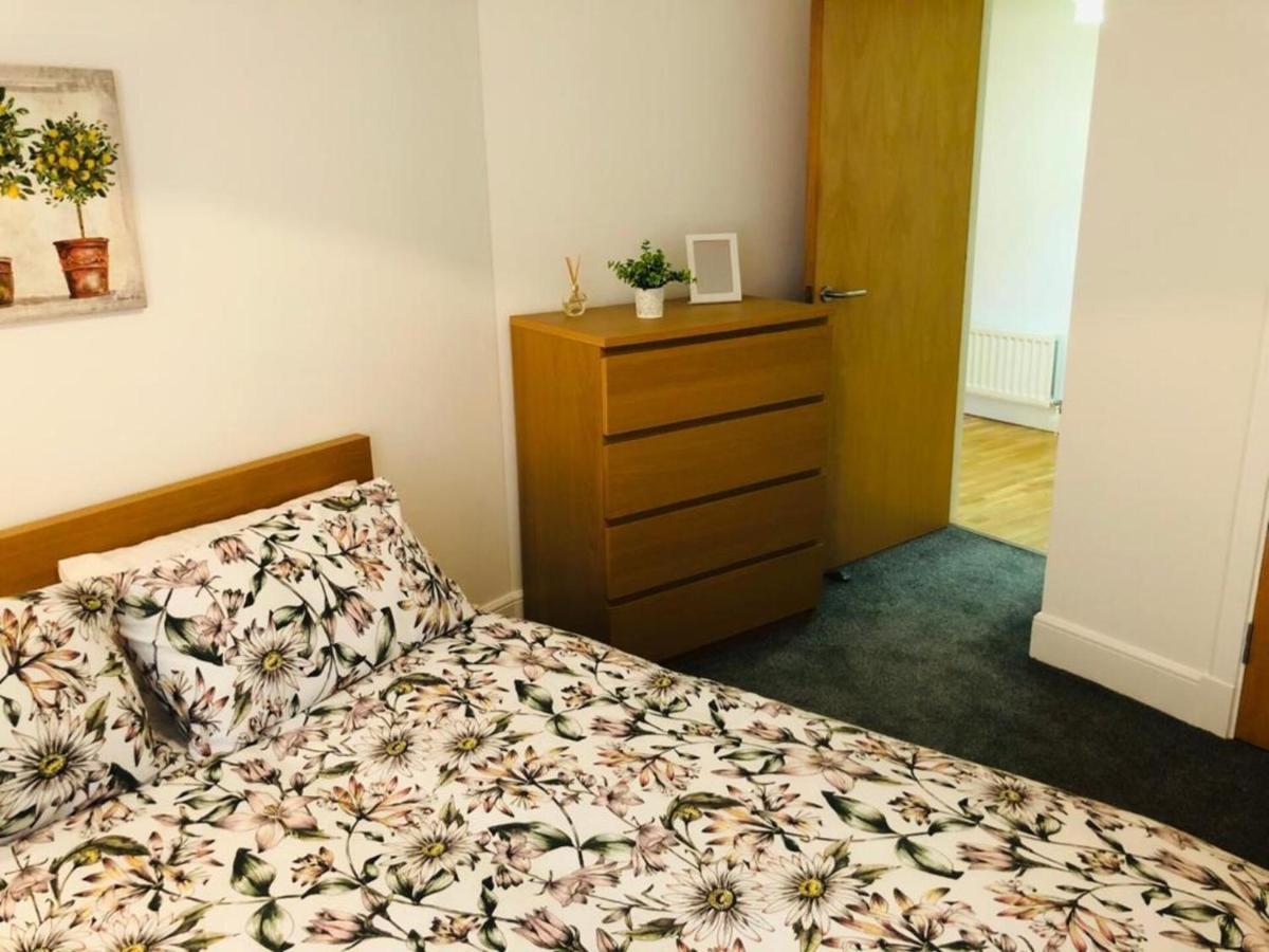 Remarkable 2 Bed Apartment In 에든버러 외부 사진
