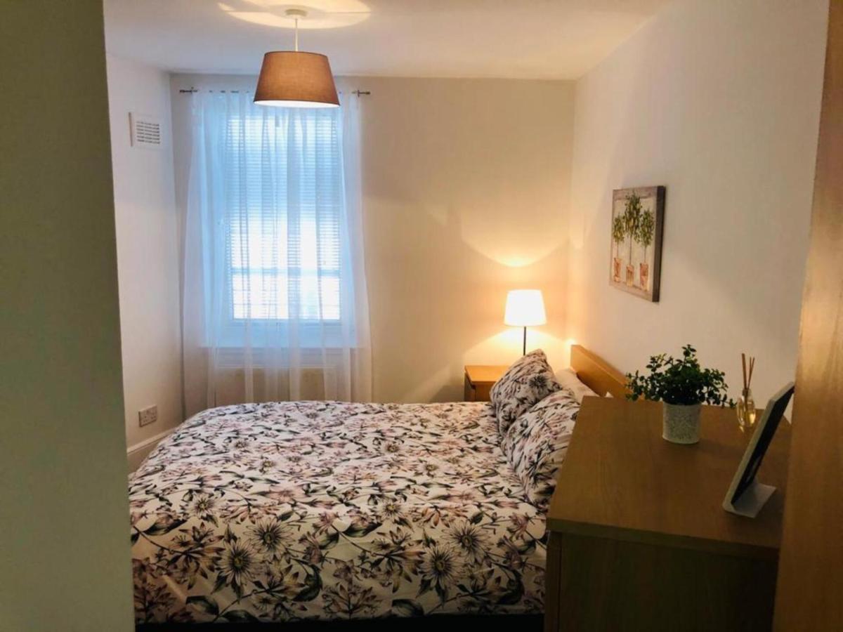 Remarkable 2 Bed Apartment In 에든버러 외부 사진