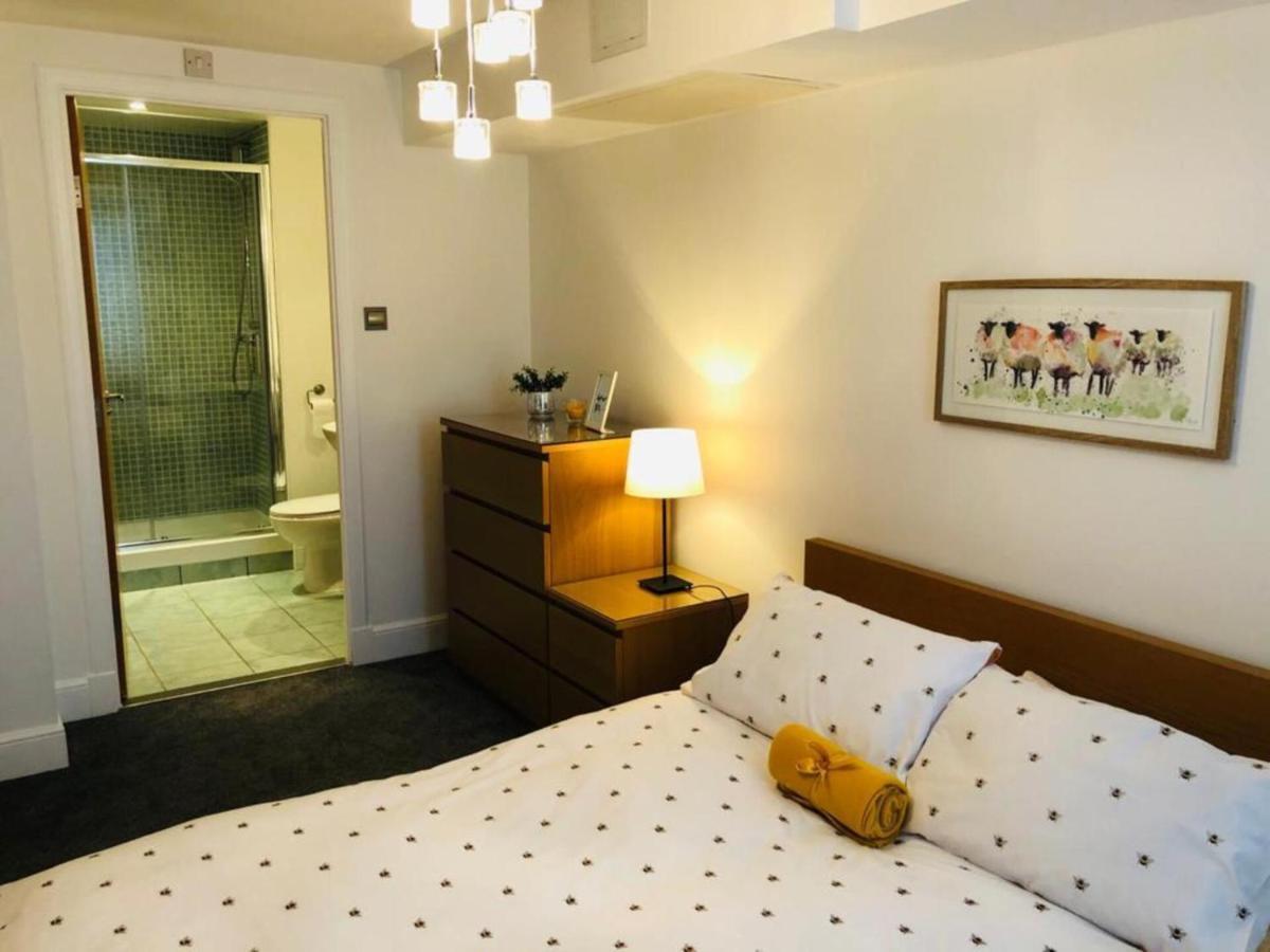 Remarkable 2 Bed Apartment In 에든버러 외부 사진